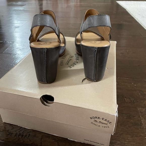 Kork-Ease Gray Sandals - Picture 10 of 14
